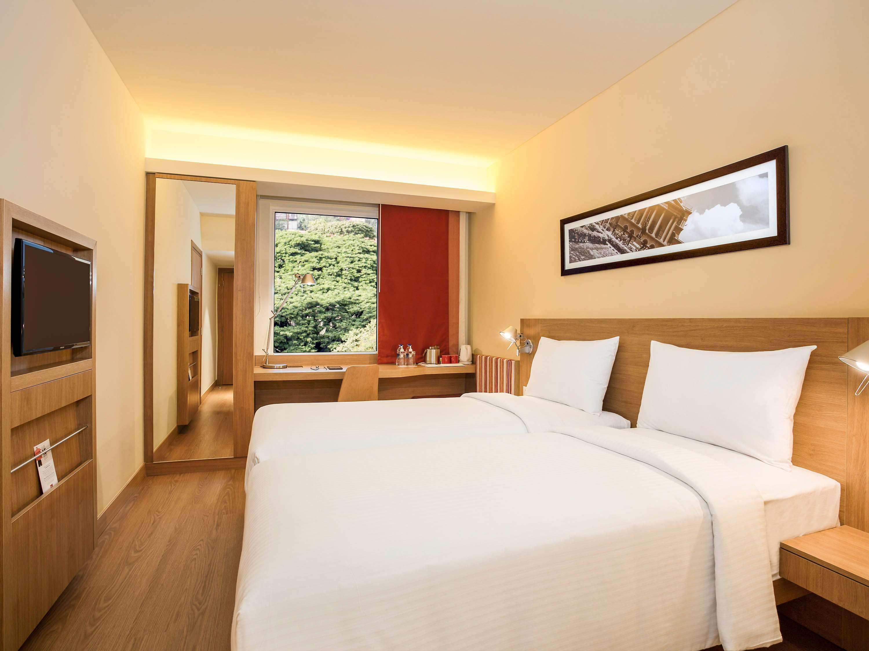Ibis Kochi City Centre - An Accor Brand Экстерьер фото