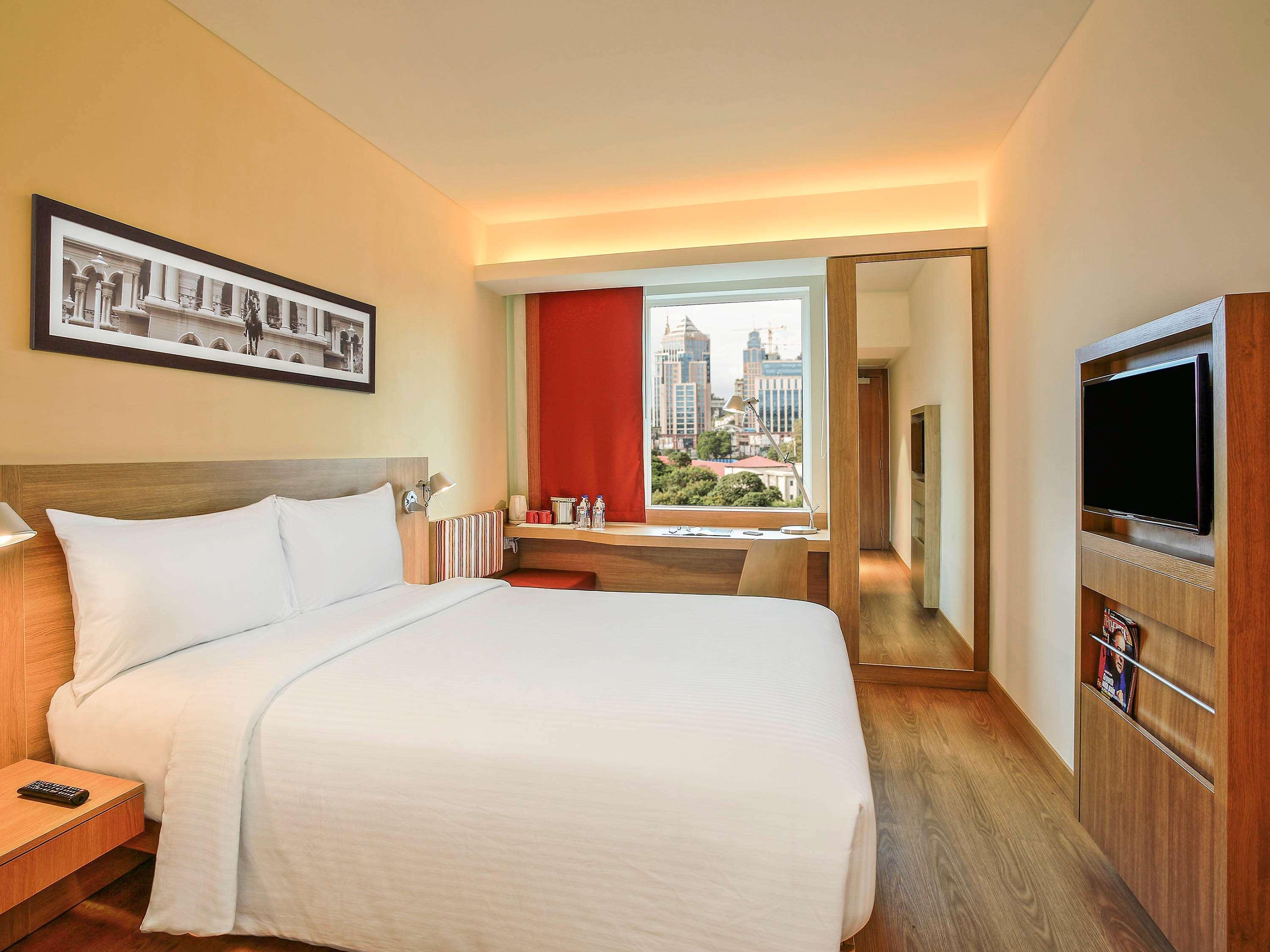 Ibis Kochi City Centre - An Accor Brand Экстерьер фото