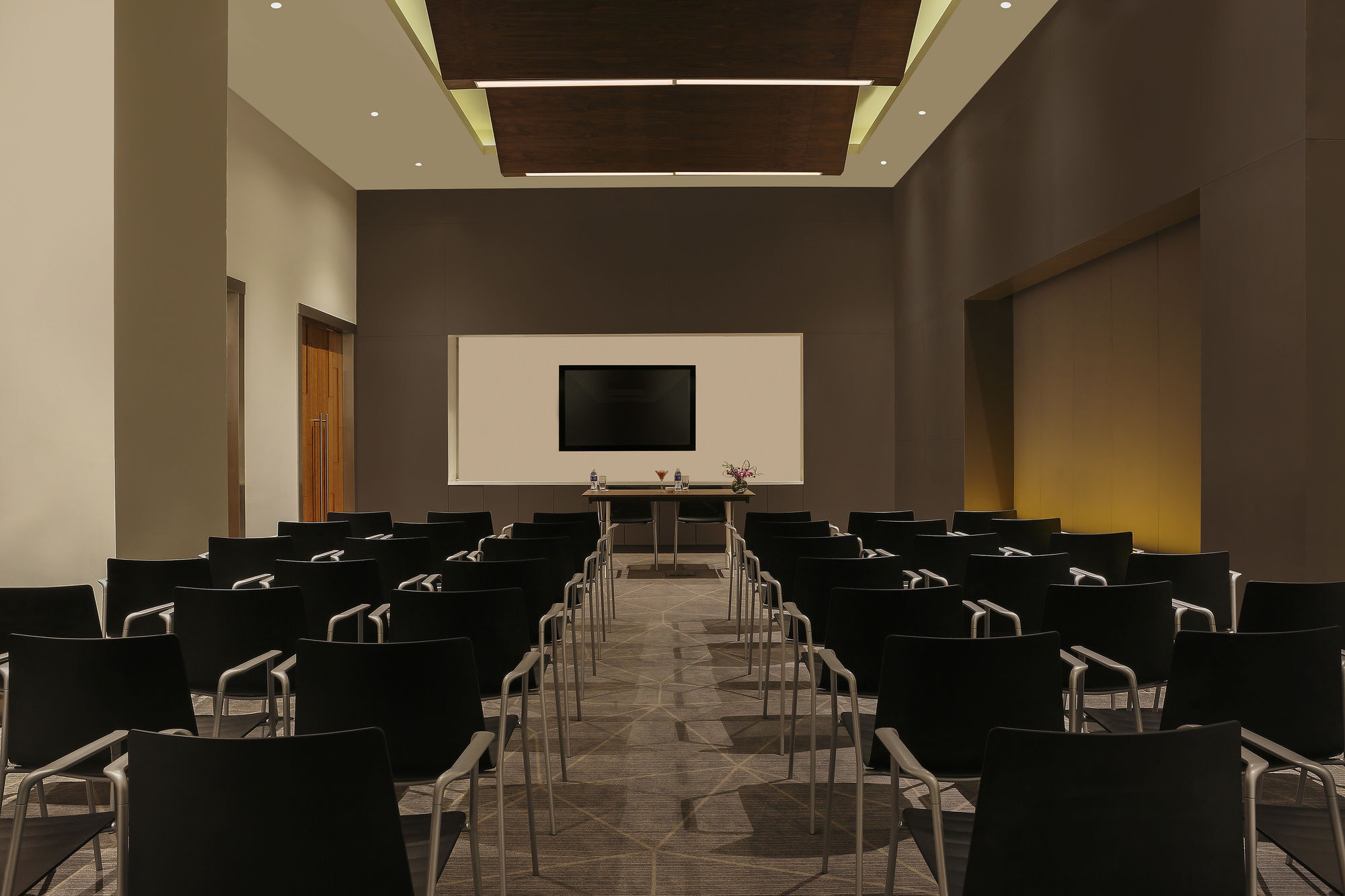 Ibis Kochi City Centre - An Accor Brand Экстерьер фото